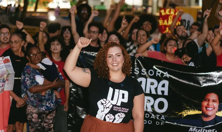 Professora Samara Mineiro